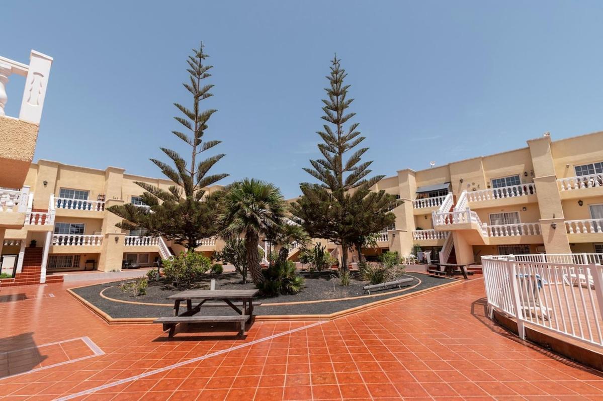 Lightbooking Las Arenas Caleta De Fuste Exterior photo